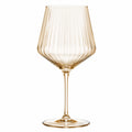 Verre à vin 450 ml en verre ambré strié à pied élégant